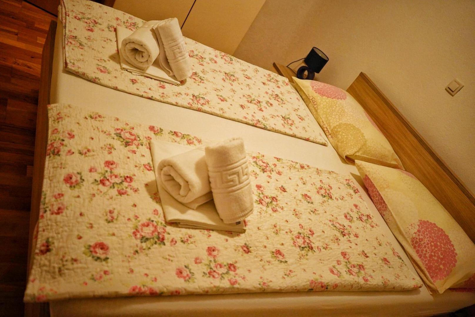 Apartament Jukic Sveti Filip i Jakov Buitenkant foto