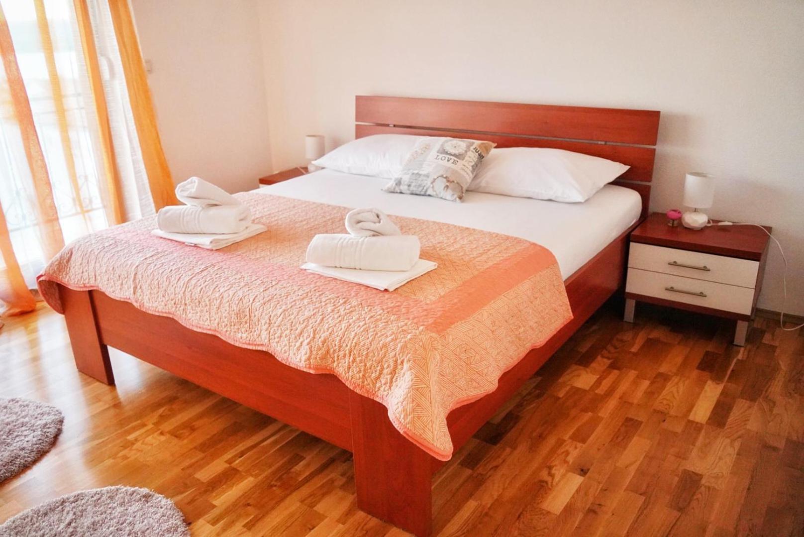 Apartament Jukic Sveti Filip i Jakov Buitenkant foto