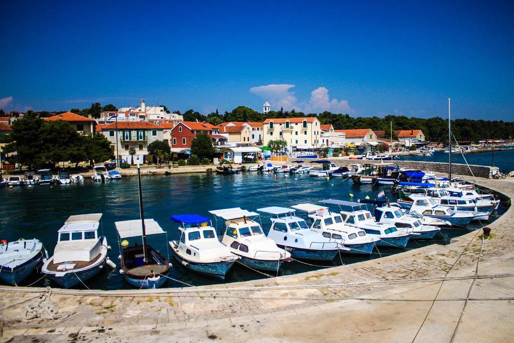 Apartament Jukic Sveti Filip i Jakov Buitenkant foto