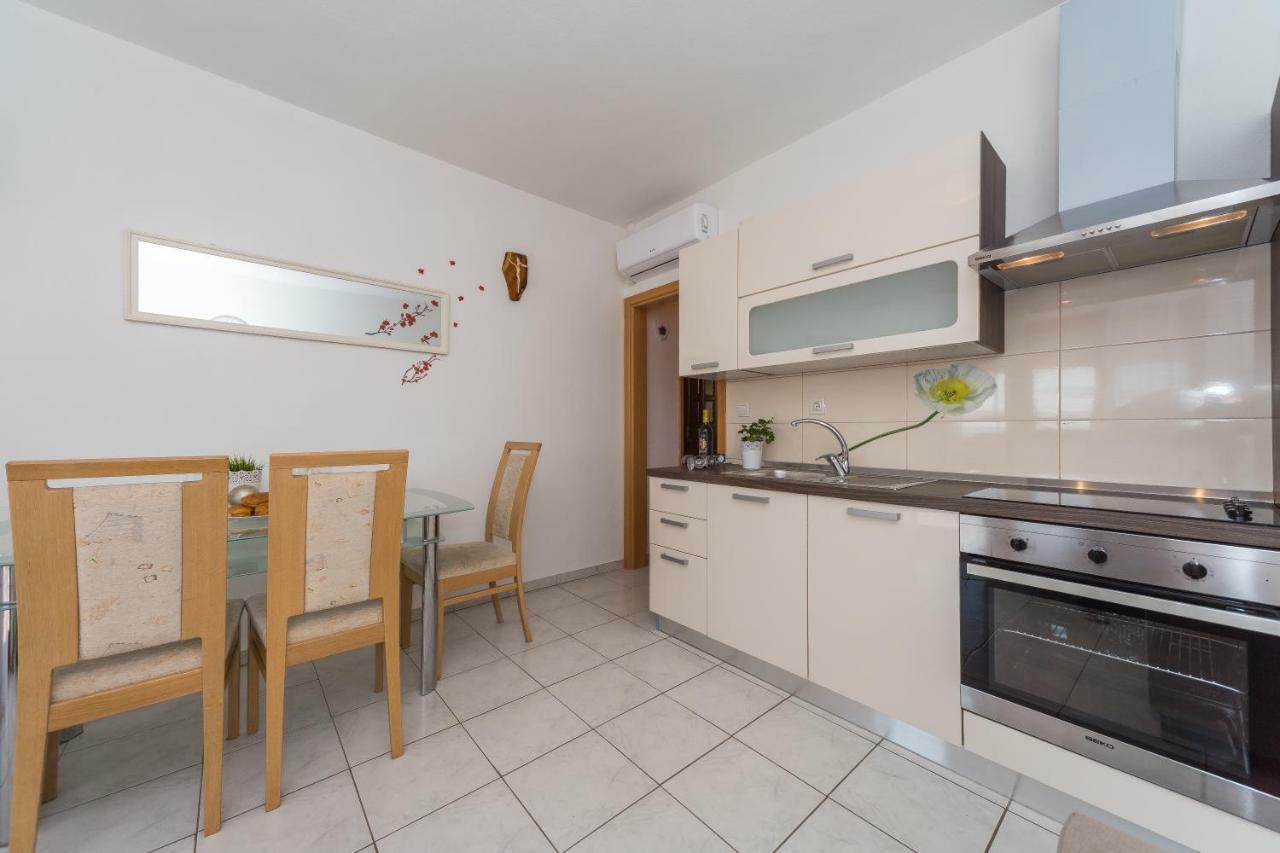 Apartament Jukic Sveti Filip i Jakov Buitenkant foto
